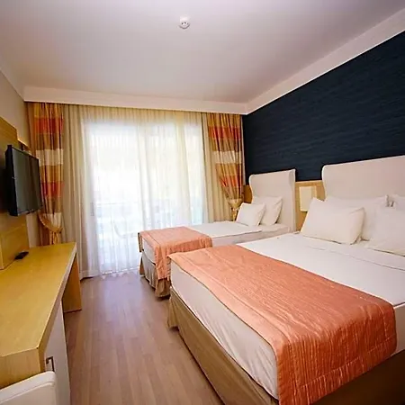 Hotel Turunc 5*